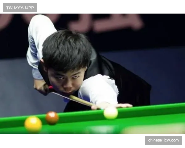 贺国强战胜宾汉姆 与袁思俊携手晋级斯诺克国际锦标赛次轮